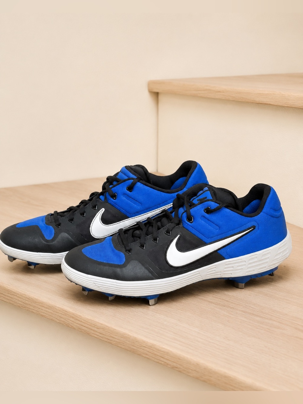 Nike Alpha Men’s Blue and Black Metal Baseball Cleats